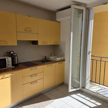 Apartament Valery Promenade *