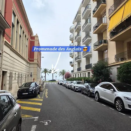 Valery Promenade Apartament Nicea