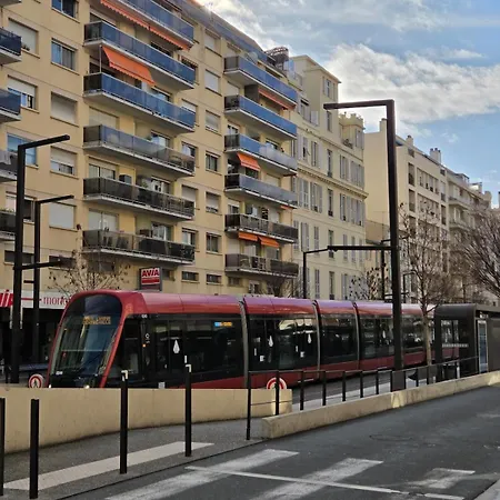 Valery Promenade